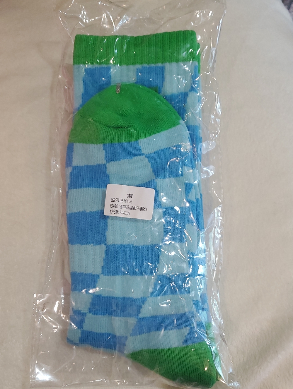 Crew Socks - Picture 3 of 3